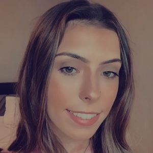 Meet your Posher, Sienna